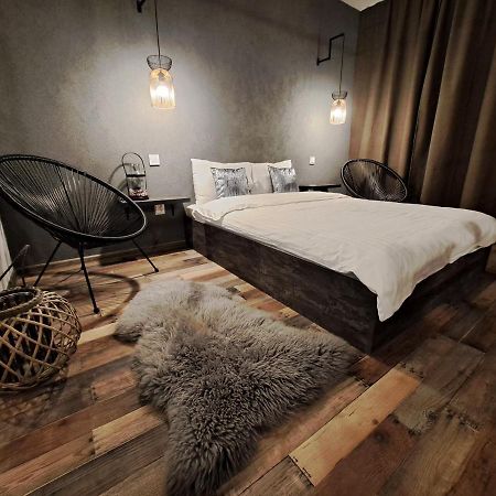 The World Apartament II Târgu-Mureş Εξωτερικό φωτογραφία