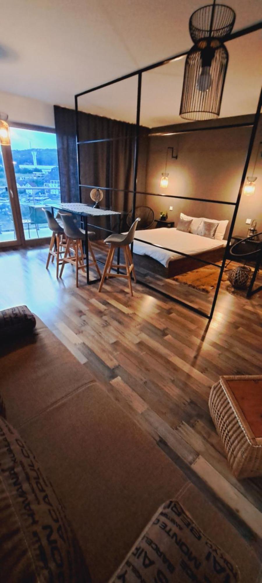 The World Apartament II Târgu-Mureş Εξωτερικό φωτογραφία
